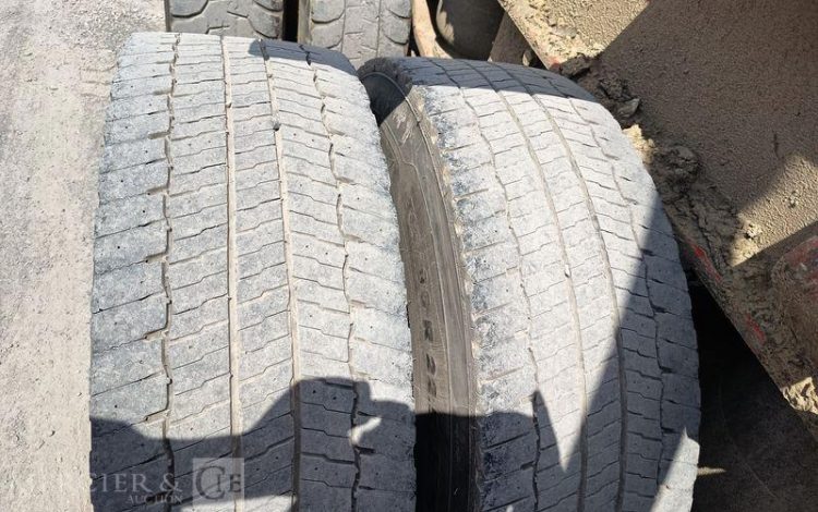 LOUAULT SEMI REMORQUE FORESTIERE SR39 – 3 ESSIEUX – PTAC : 28 TONNES – ANNEE 2021  GA-327-FJ