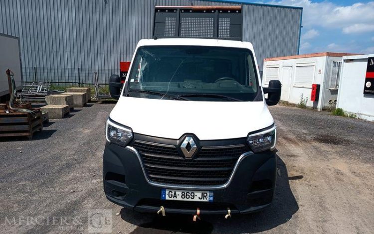 RENAULT MASTER 2,3 DCI 16V 163CV BENNE AVEC COFFRE ACIER DIESEL – ANNEE 2021 BLANC GA-869-JR