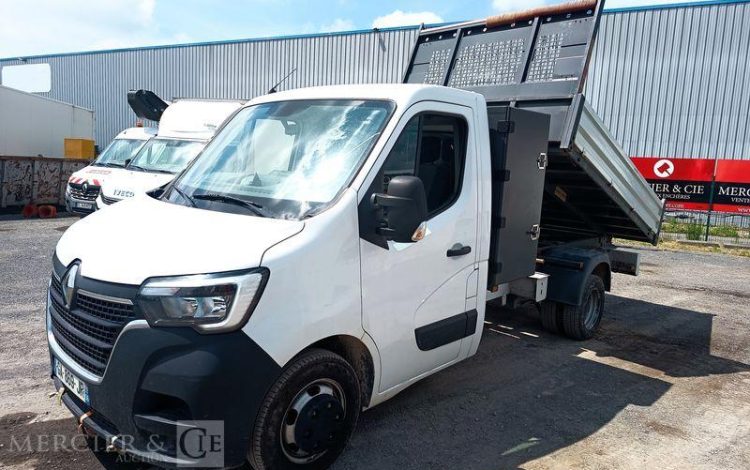 RENAULT MASTER 2,3 DCI 16V 163CV BENNE AVEC COFFRE ACIER DIESEL – ANNEE 2021 BLANC GA-869-JR