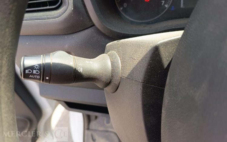 RENAULT MASTER 2,3 DCI 16V 163CV BENNE AVEC COFFRE ACIER DIESEL – ANNEE 2021 BLANC GA-869-JR