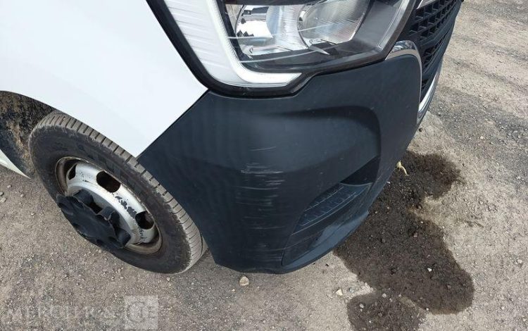 RENAULT MASTER 2,3 DCI 16V 163CV BENNE AVEC COFFRE ACIER DIESEL – ANNEE 2021 BLANC GA-869-JR