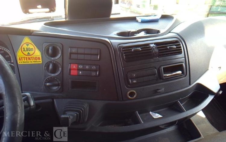 MERCEDES ATEGO 1524 – BATTERIE HS PAS DE CG  GA-997-RM