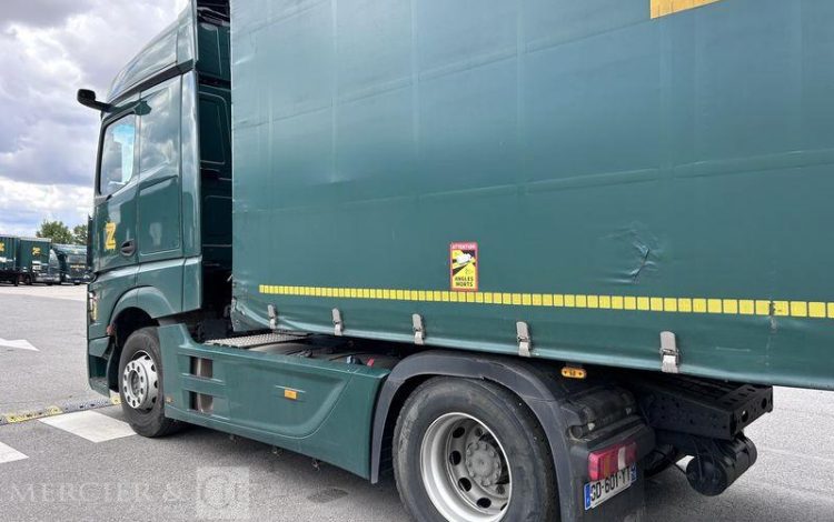 MERCEDES ACTROS 1845 VERT GD-601-YT