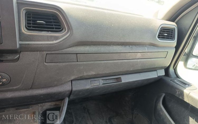 RENAULT MASTER 2.3 DCI 150 CH AVEC NACELLE KLUBB K38P – 12 M – DIESEL – ANNEE 2022 BLANC GE-711-RD