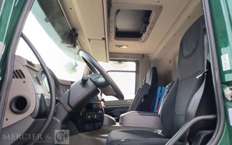 DAF CF 290 FA 4X2  GH-319-YS