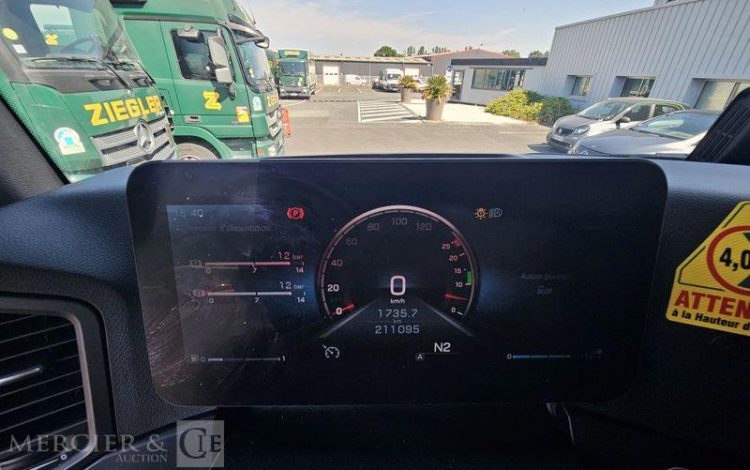 MERCEDES ACTROS  GK-367-ZC