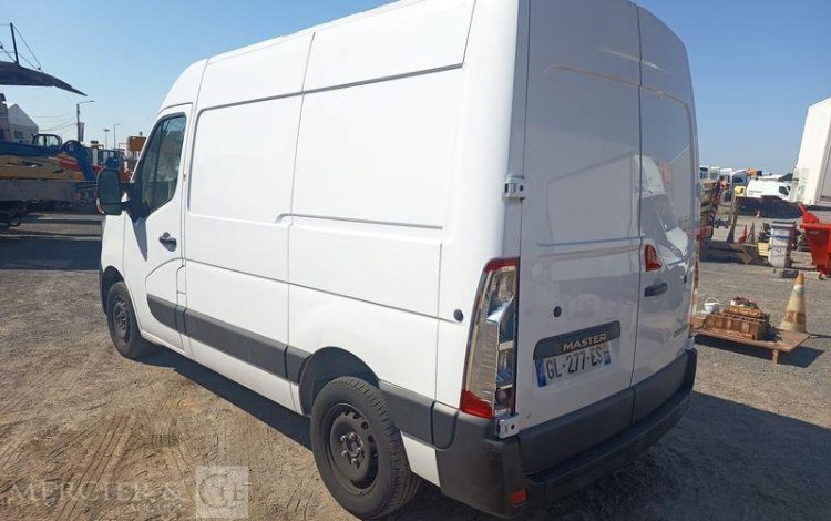 RENAULT MASTER 2.3 DCI 135 CH F3500  GL-277-ES