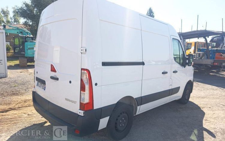 RENAULT MASTER 2.3 DCI 135 CH F3500  GL-277-ES