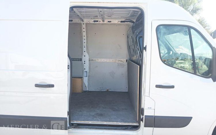 RENAULT MASTER 2.3 DCI 135 CH F3500  GL-277-ES