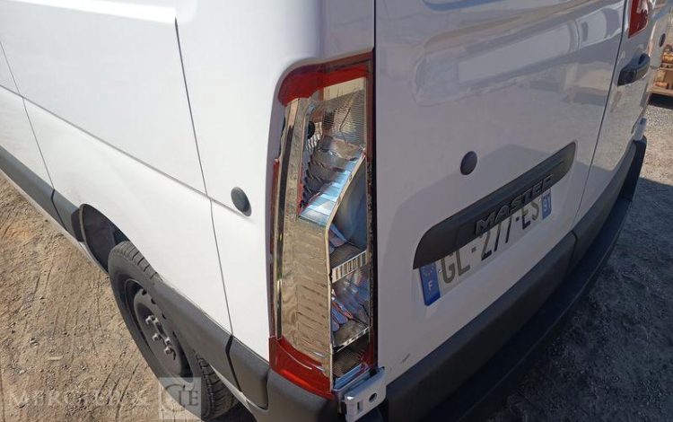 RENAULT MASTER 2.3 DCI 135 CH F3500  GL-277-ES