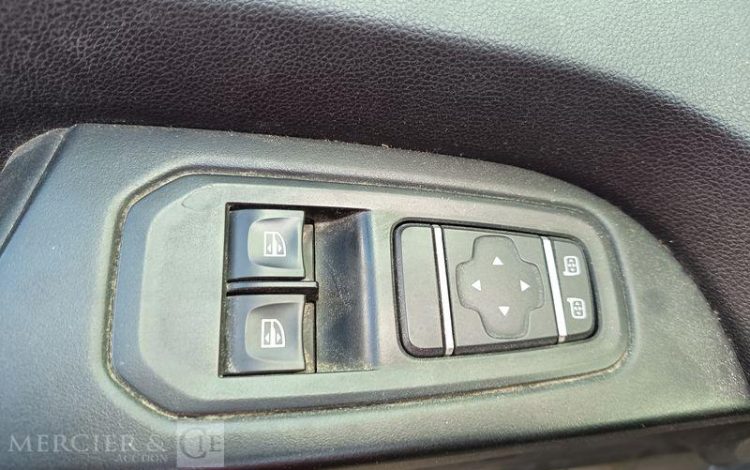RENAULT TRAFIC L2H1 3T 2.0 BLUEDCI 150 CH EDC – DIESEL  GL-544-TL