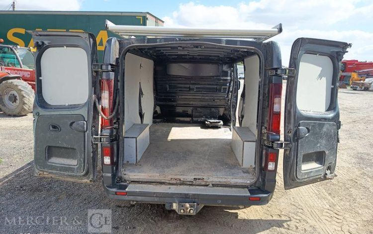 RENAULT TRAFIC L2H1 3T 2.0 BLUEDCI 150 CH EDC – DIESEL  GL-544-TL