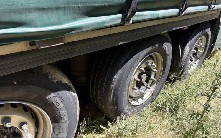 KRONE SREM PLSC 3 ESSIEUX 38T HAYON VERT GM-853-GK