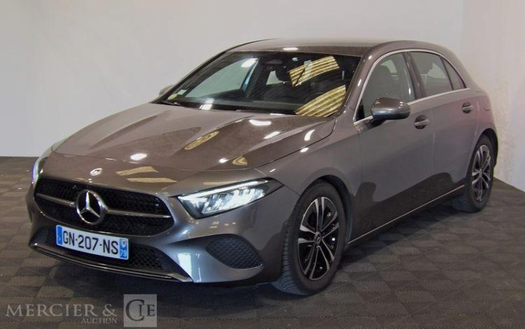 MERCEDES A180 GRIS GN-207-NS