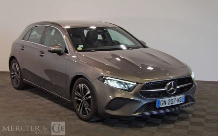 MERCEDES A180 GRIS GN-207-NS