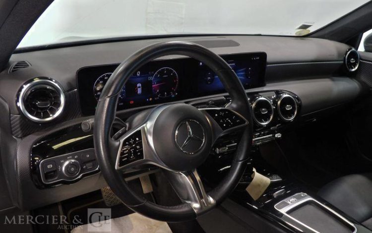 MERCEDES A180 GRIS GN-207-NS