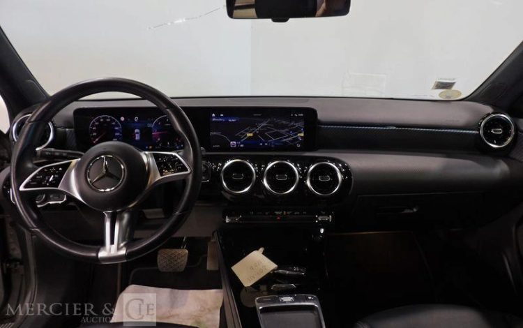 MERCEDES A180 GRIS GN-207-NS