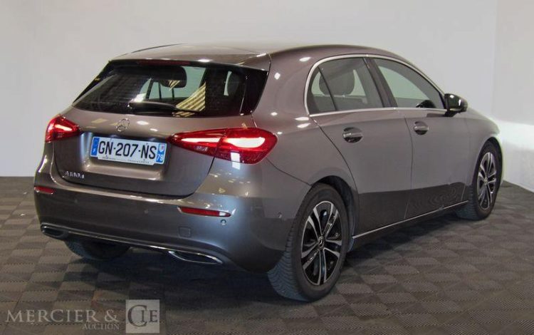 MERCEDES A180 GRIS GN-207-NS