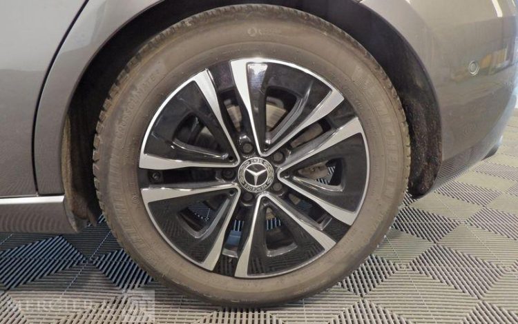 MERCEDES A180 GRIS GN-207-NS