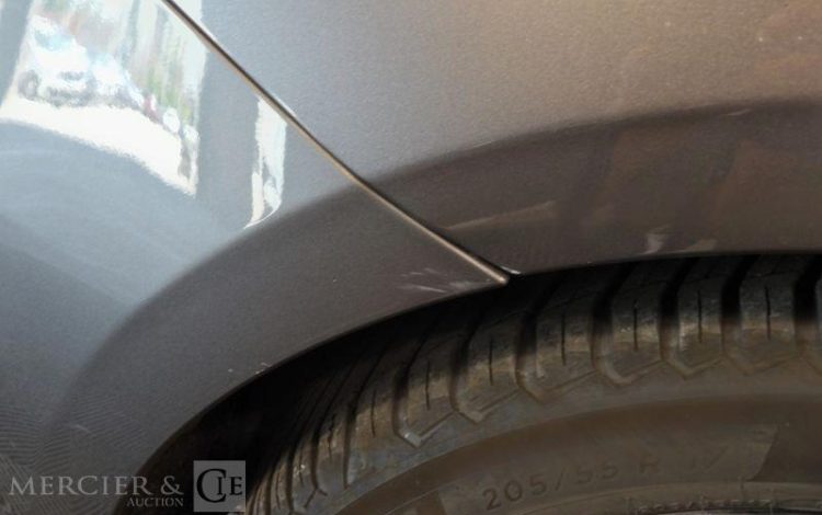 MERCEDES A180 GRIS GN-207-NS
