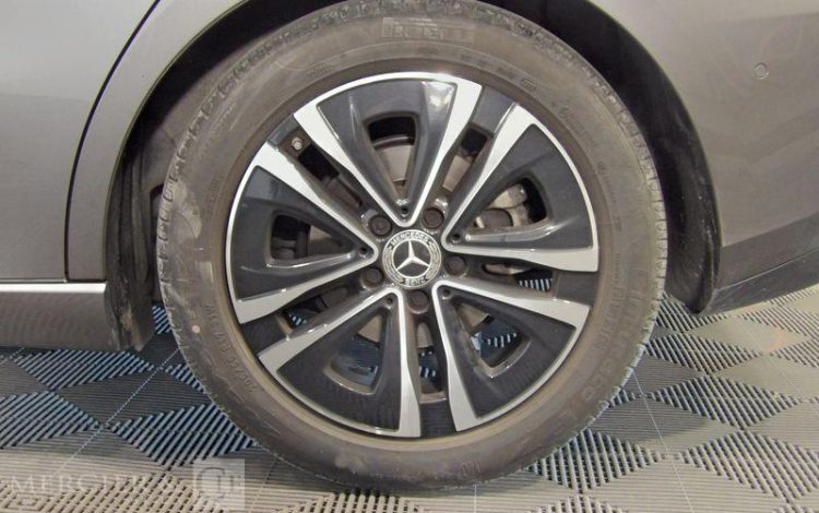 MERCEDES B 200 D GRIS GY-097-ZH