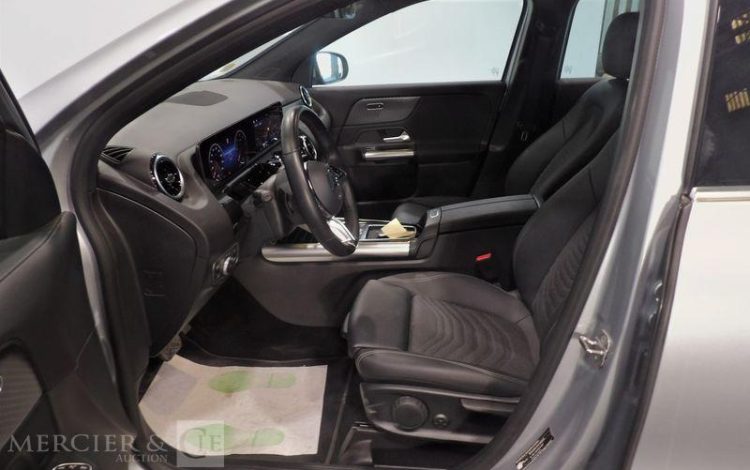 MERCEDES GLA 200 D  GY-364-JV