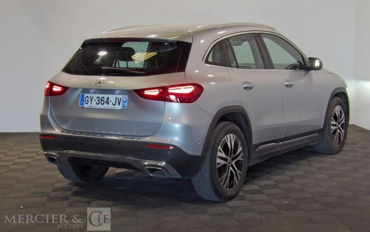 MERCEDES GLA 200 D  GY-364-JV