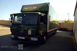 MERCEDES ATEGO 1324 PORTEUR HAYON  – 4X2 – PTAC 13T5  GZ-458-LJ
