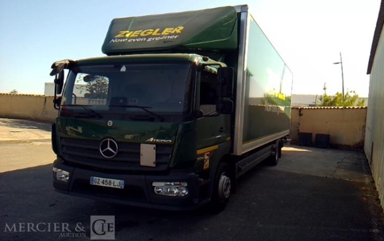 MERCEDES ATEGO 1324 PORTEUR HAYON  – 4X2 – PTAC 13T5  GZ-458-LJ