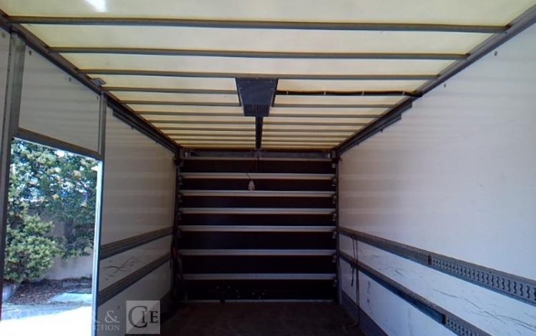 MERCEDES ATEGO 1324 PORTEUR HAYON  – 4X2 – PTAC 13T5  GZ-458-LJ