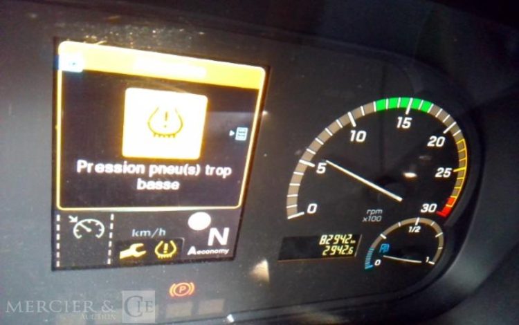 MERCEDES ATEGO 1324 PORTEUR HAYON  – 4X2 – PTAC 13T5  GZ-458-LJ