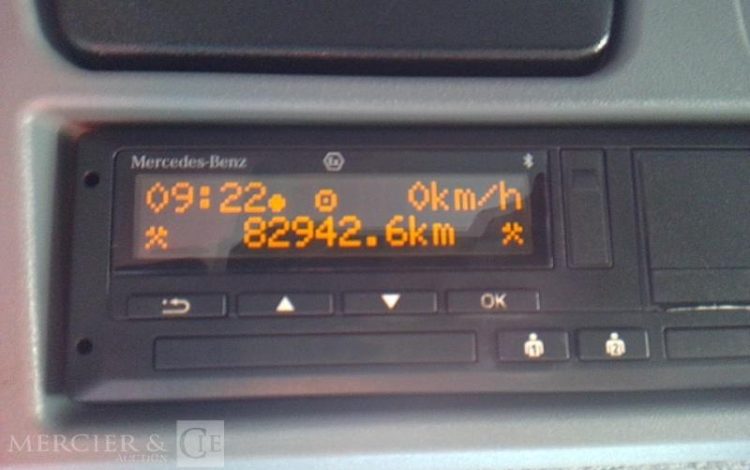 MERCEDES ATEGO 1324 PORTEUR HAYON  – 4X2 – PTAC 13T5  GZ-458-LJ