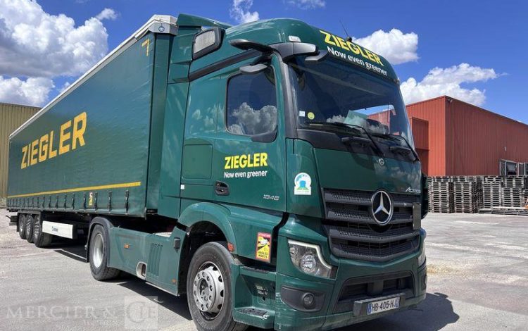 MERCEDES ACTROS 1846 VERT HB-405-HJ