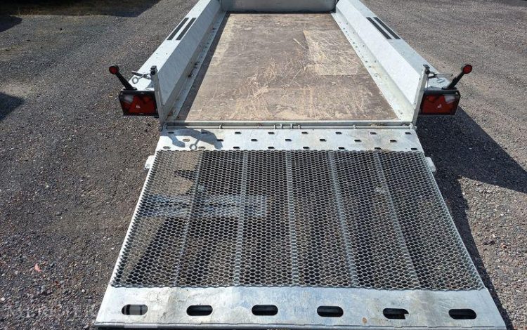 TEMARED REMORQUE PORTE ENGIN BUILDER 3 – 3 ESSIEUX – PTAC : 3,5 TONNES –  HC-640-PL