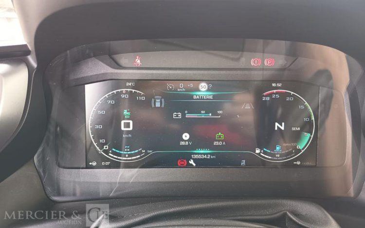 IVECO TRACTEUR ROUTIER S-WAY 580 – PTRA : 44 TONNES – DIESEL – 135534 KMS – ANNEE 2025 NOIR HD-693-MP
