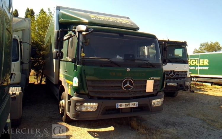MERCEDES ATEGO 1524 BATTERIE HS PAS DE CG  HF-195-NX