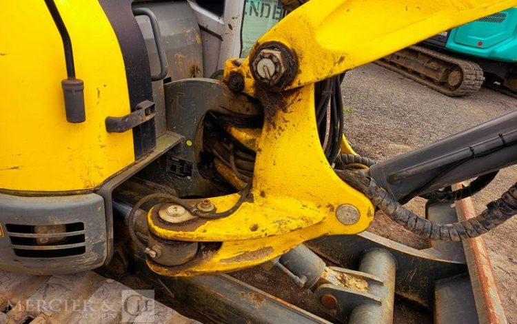 WACKER NEUSON PELLE SUR CHENNILLES EZ80 8,4 TONNES – DIESEL -1832 HEURES –  ANNEE 2021  WN01867