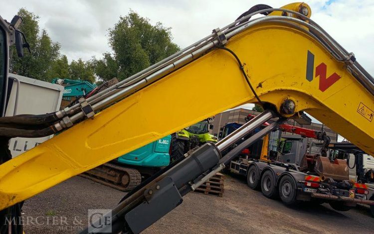 WACKER NEUSON PELLE SUR CHENNILLES EZ80 8,4 TONNES – DIESEL -1832 HEURES –  ANNEE 2021  WN01867