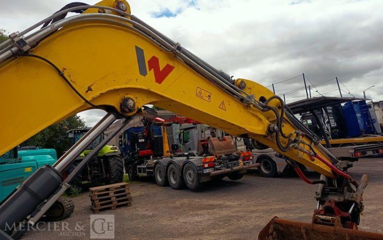 WACKER NEUSON PELLE SUR CHENNILLES EZ80 8,4 TONNES – DIESEL -1832 HEURES –  ANNEE 2021  WN01867