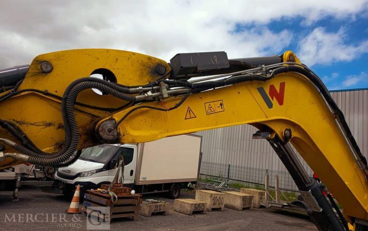 WACKER NEUSON PELLE SUR CHENNILLES EZ80 8,4 TONNES – DIESEL -1832 HEURES –  ANNEE 2021  WN01867