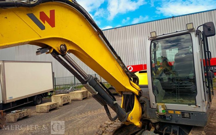 WACKER NEUSON PELLE SUR CHENNILLES EZ80 8,4 TONNES – DIESEL -1832 HEURES –  ANNEE 2021  WN01867