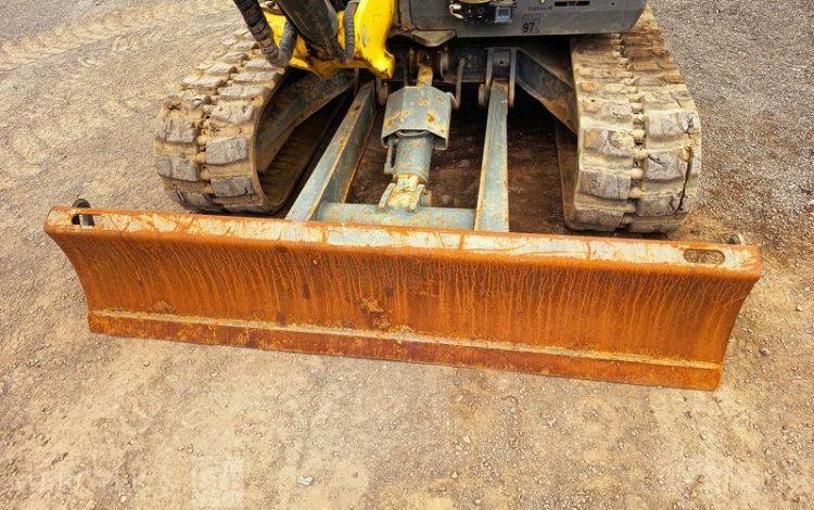 WACKER NEUSON PELLE SUR CHENNILLES EZ80 8,4 TONNES – DIESEL -1832 HEURES –  ANNEE 2021  WN01867