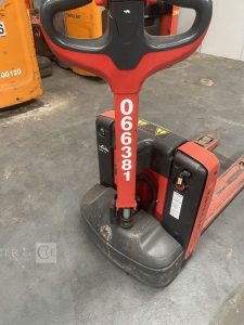 LINDE TRANSPALETTE ELECTRIQUE MT15 – CAP 1T5 – 539 HEURES ROUGE 66381