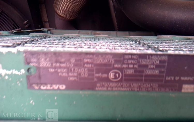 VOLVO CHARGEUSE ARTICULEE L25F – 2T – 2754H – AN2014  120302