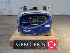 YAMAHA EF2400IS  GRO011350