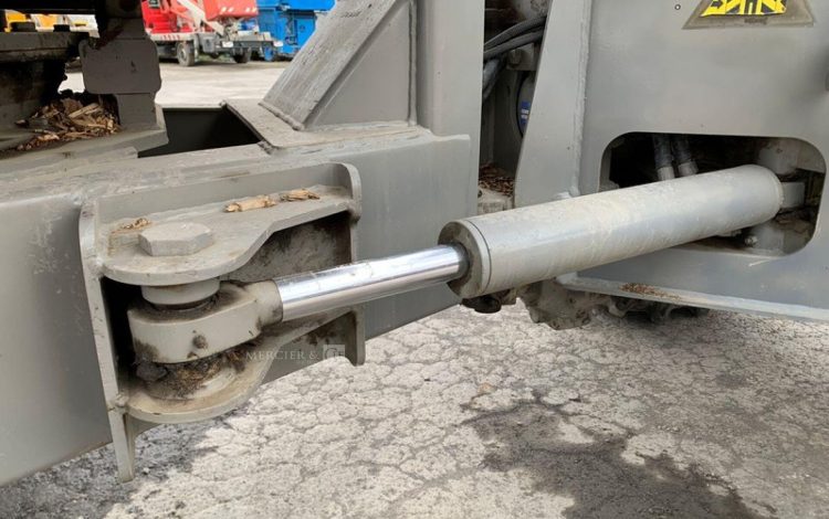 AUSA D600 APG  9315