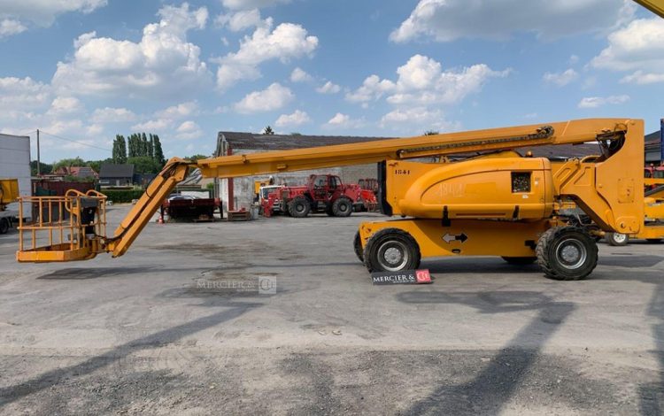 JLG 800AJ  TD27A1841