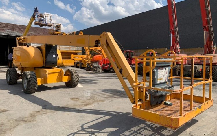JLG 800AJ  TD27A1841