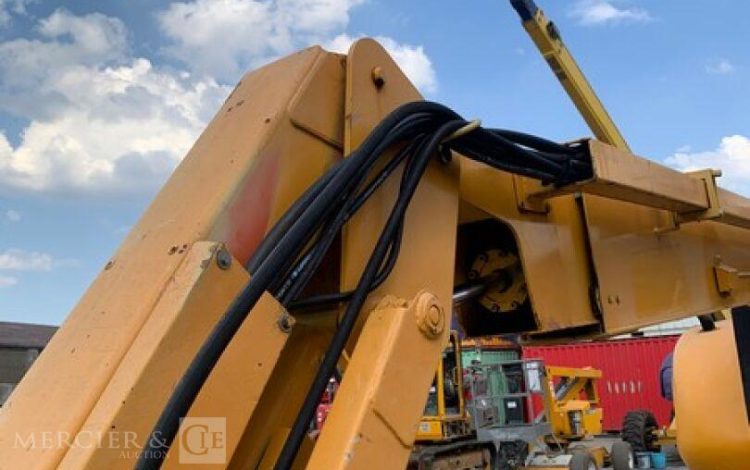 JLG 800AJ  TD27A1841