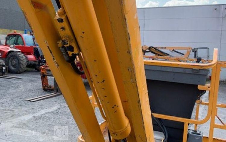 JLG 800AJ  TD27A1841